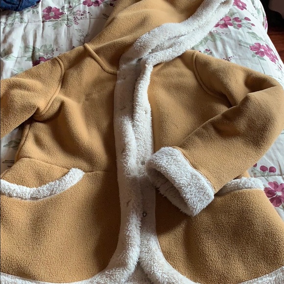 Jacket - Picture 3 of 4